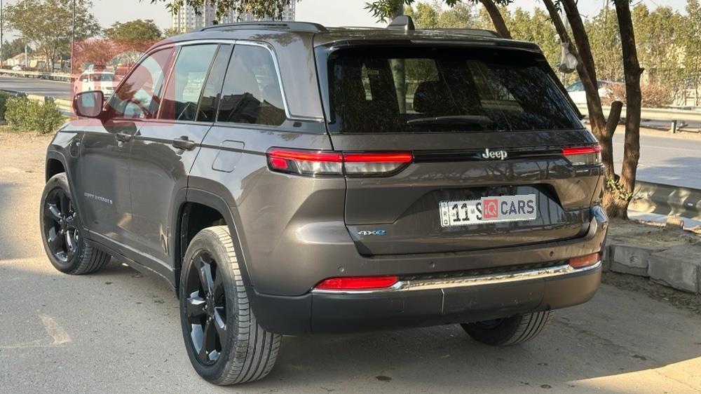 جيب جراند شيروكي